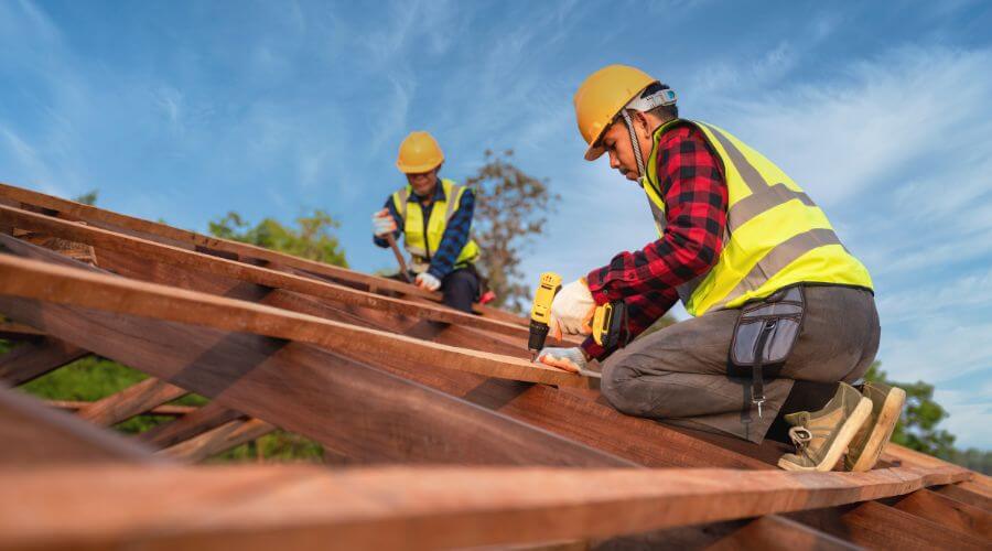 Professional gutter cleaning in Remington, IN